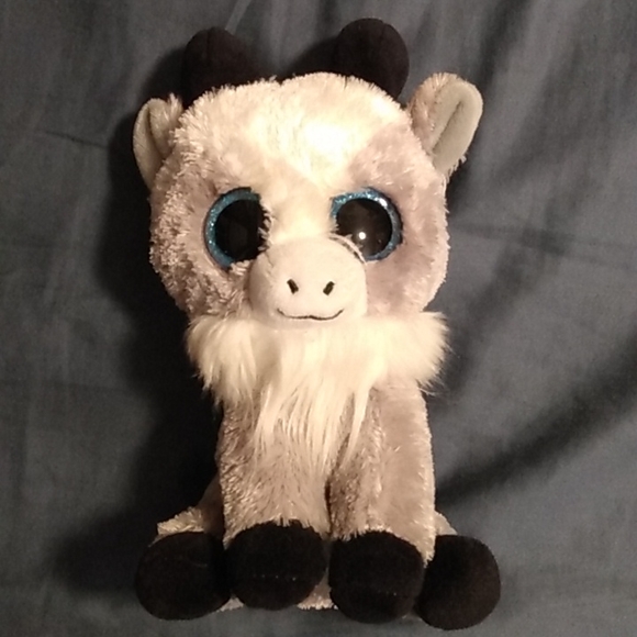 A billy goat stuffed animal - Picture 1 of 3